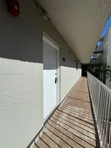 10090 NW 80th Court Hialeah Gardens FL 33016