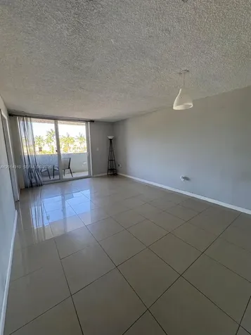 10090 NW 80th Court Hialeah Gardens FL 33016