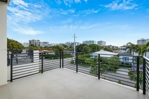 9280 Byron Avenue Surfside FL 33154