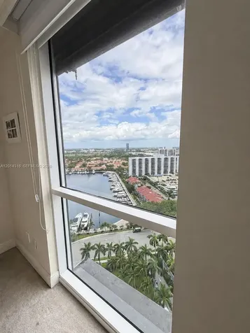 21055 Yacht Club Drive Aventura FL 33180