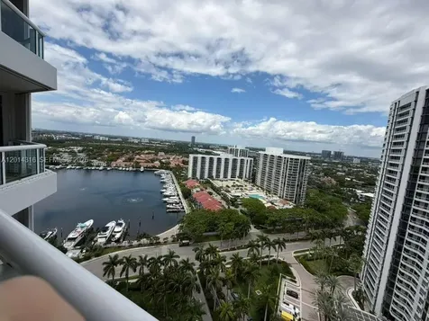 21055 Yacht Club Drive Aventura FL 33180