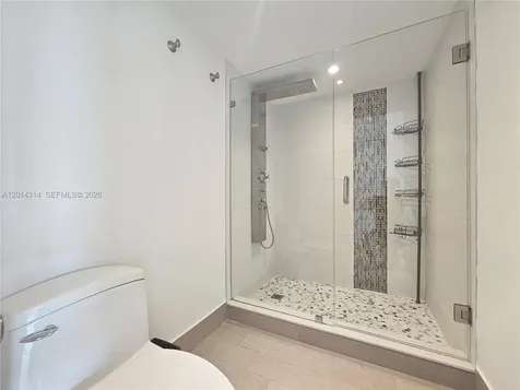 16546 NE 26th Avenue North Miami Beach FL 33160
