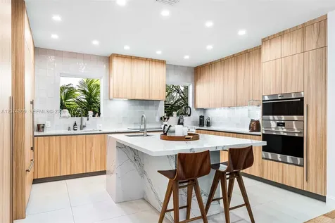 6145 La Gorce Drive Miami Beach FL 33140