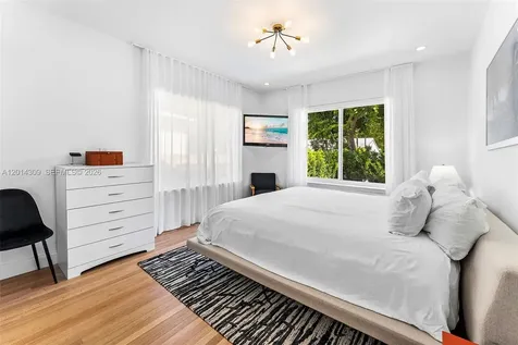 6145 La Gorce Drive Miami Beach FL 33140