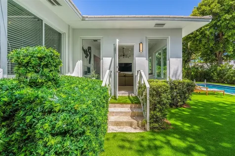 6145 La Gorce Drive Miami Beach FL 33140