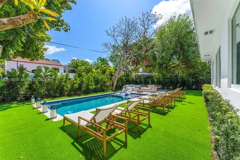 6145 La Gorce Drive Miami Beach FL 33140