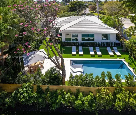 6145 La Gorce Drive Miami Beach FL 33140