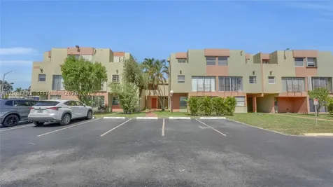 9390 W Flagler Street Miami FL 33174