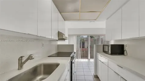 9390 W Flagler Street Miami FL 33174