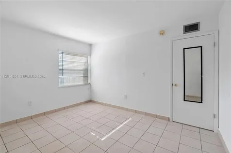 9390 W Flagler Street Miami FL 33174