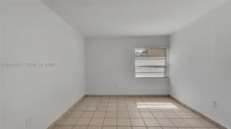 9390 W Flagler Street Miami FL 33174