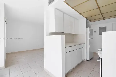 9390 W Flagler Street Miami FL 33174
