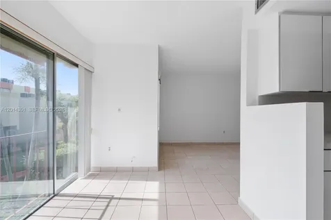 9390 W Flagler Street Miami FL 33174