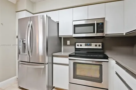 3400 NE 192nd Street Aventura FL 33180