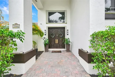 9866 SW 111th Terrace Miami FL 33176