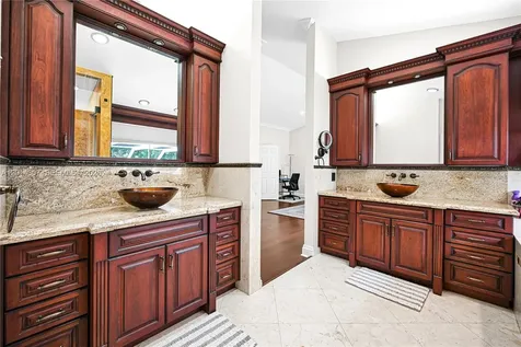 9866 SW 111th Terrace Miami FL 33176