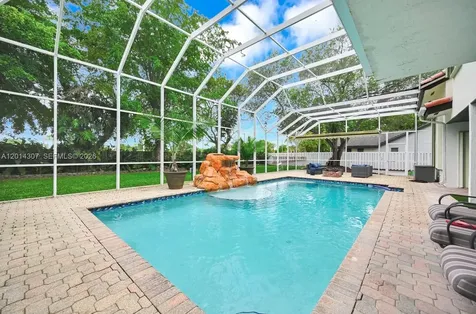 9866 SW 111th Terrace Miami FL 33176