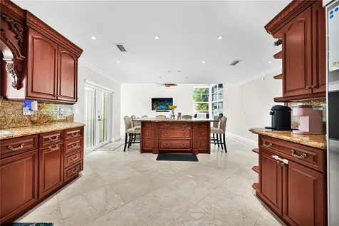 9866 SW 111th Terrace Miami FL 33176