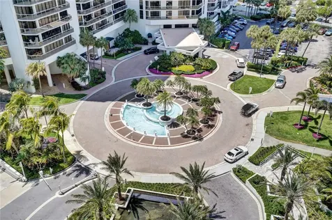 20201 E Country Club Drive Aventura FL 33180