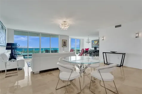 20201 E Country Club Drive Aventura FL 33180