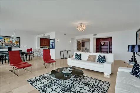 20201 E Country Club Drive Aventura FL 33180