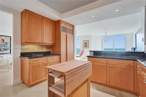 20201 E Country Club Drive Aventura FL 33180
