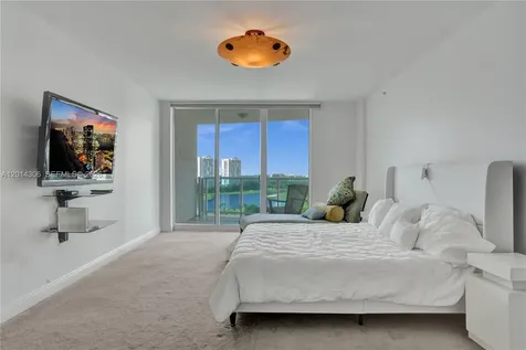 20201 E Country Club Drive Aventura FL 33180