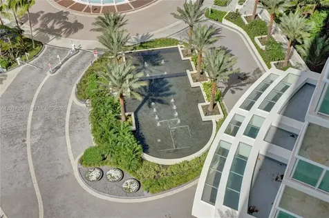 20201 E Country Club Drive Aventura FL 33180