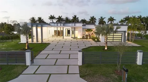 13231 SW 220 Street Miami FL 33170