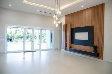 13231 SW 220 Street Miami FL 33170