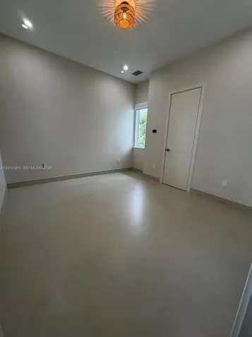 13231 SW 220 Street Miami FL 33170