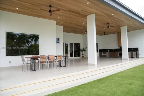 13231 SW 220 Street Miami FL 33170