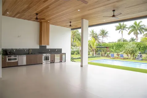 13231 SW 220 Street Miami FL 33170