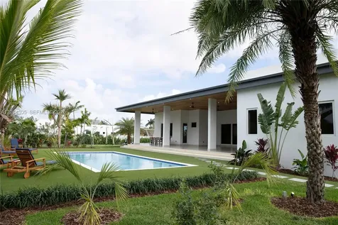 13231 SW 220 Street Miami FL 33170