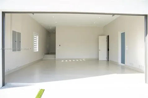 13231 SW 220 Street Miami FL 33170
