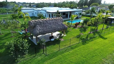 13231 SW 220 Street Miami FL 33170