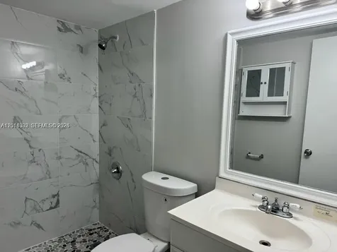 8185 NW 7th Street Miami FL 33126