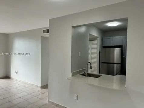 8185 NW 7th Street Miami FL 33126