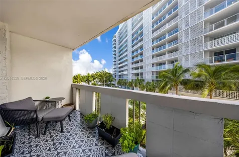 800 West Avenue Miami Beach FL 33139