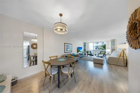 800 West Avenue Miami Beach FL 33139