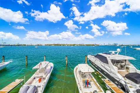 800 West Avenue Miami Beach FL 33139