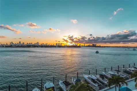 800 West Avenue Miami Beach FL 33139