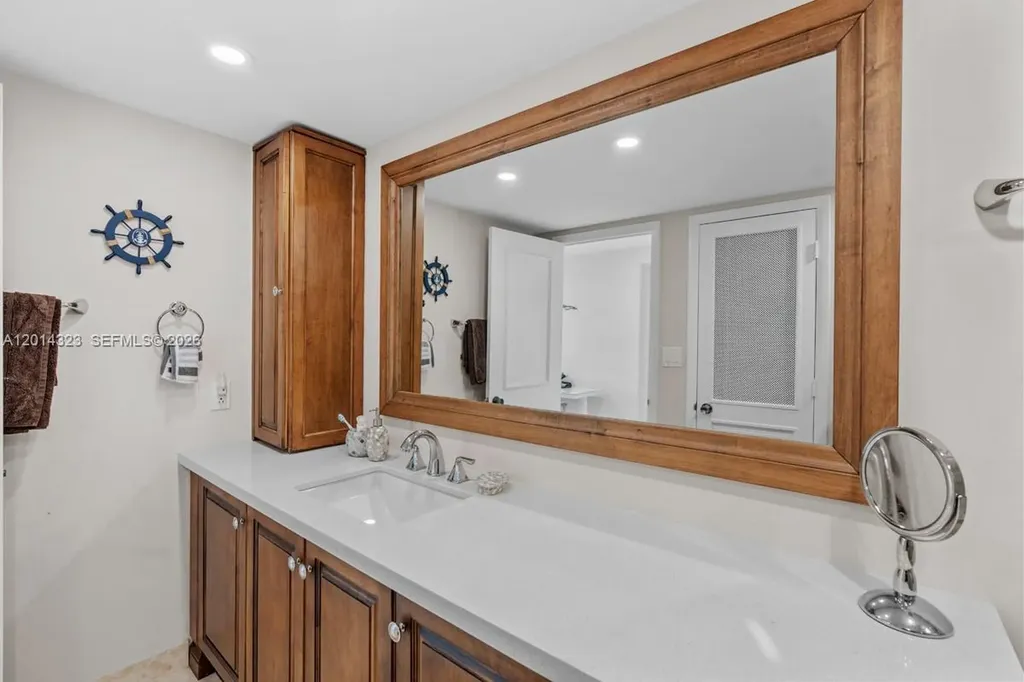 2100 S Ocean Lane Fort Lauderdale FL 33316