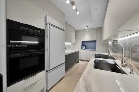1800 S Ocean Drive Hallandale Beach FL 33009