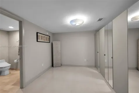 1800 S Ocean Drive Hallandale Beach FL 33009
