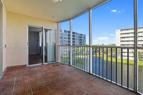 1770 NE 191st Street Miami FL 33179