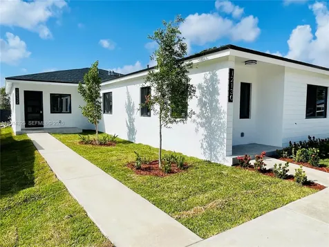 12132 SW 218 Street Miami FL 33170
