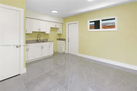 1430 NW 2nd Avenue Florida City FL 33034