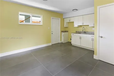 1430 NW 2nd Avenue Florida City FL 33034