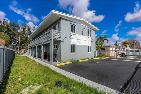 1430 NW 2nd Avenue Florida City FL 33034